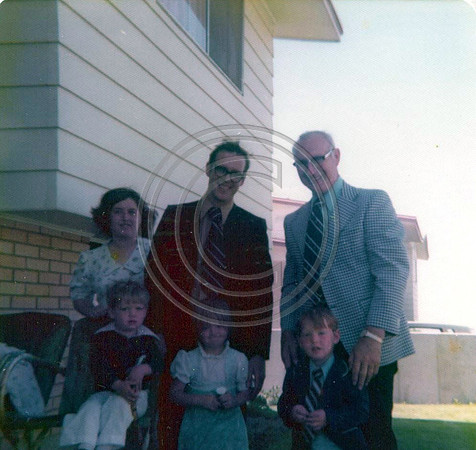 Sumner Wayne Claude Janet Kim Paul Mike